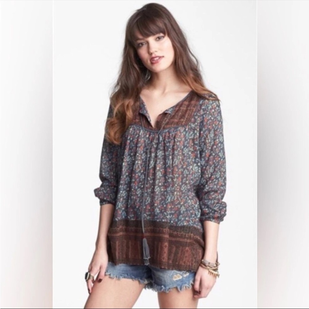 Free People floral print and metallic thread peasant boho tunic top size small